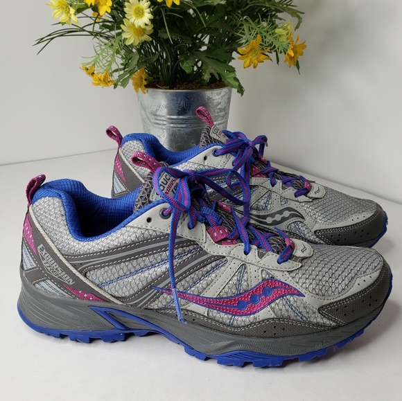 saucony tr8